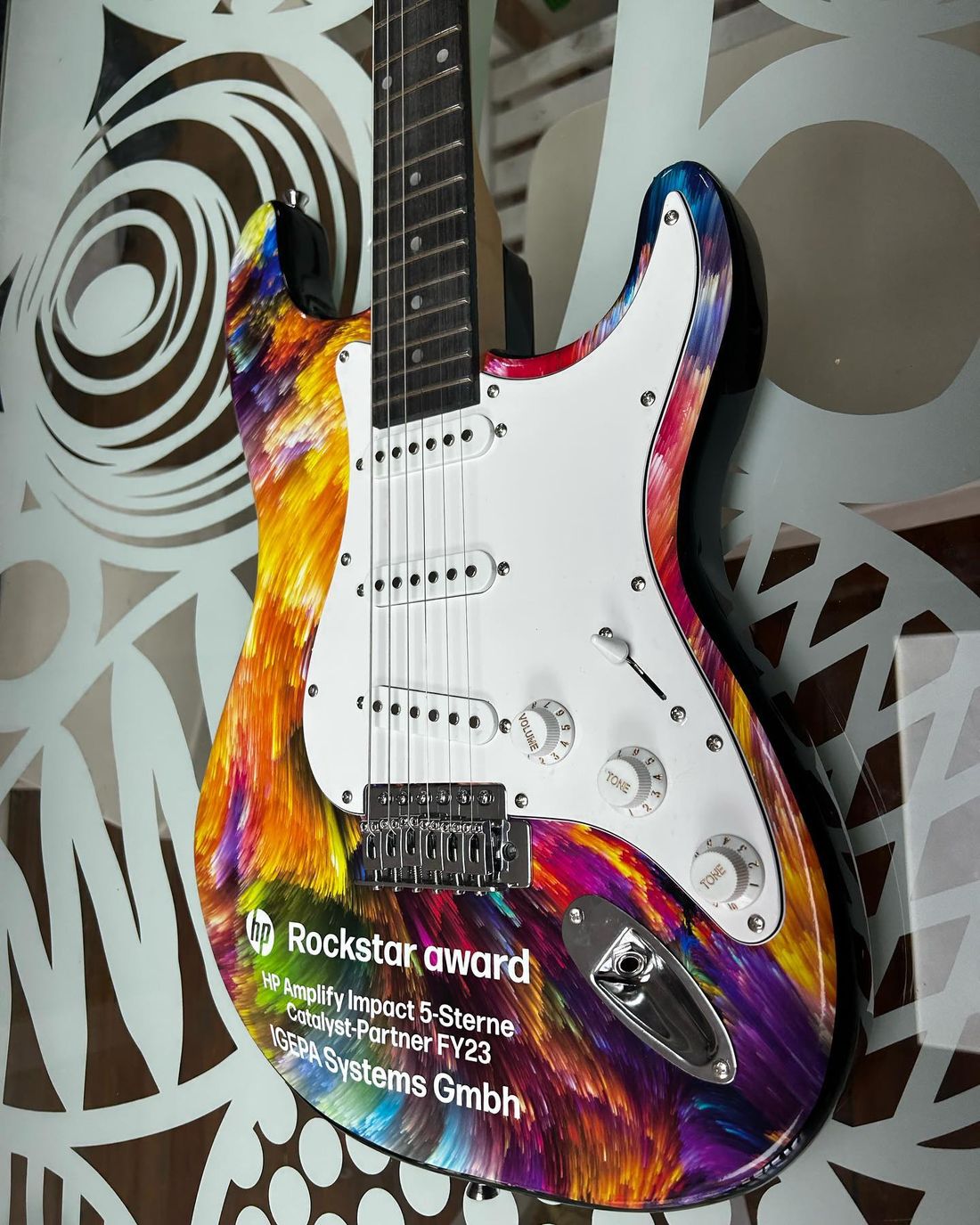 Guitarra personalizada impresa con tinta HP Latex